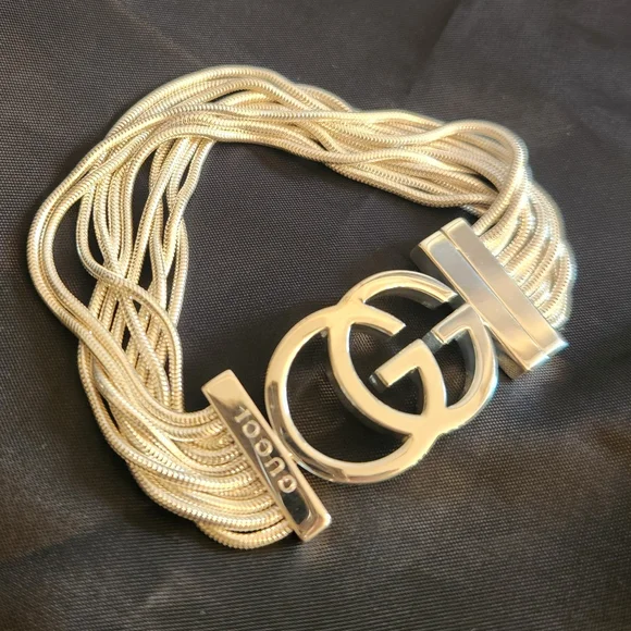 Rare! GUCCI GG Silver Multi Strand Bracelet! Excellent Condition! With Box! - Picture 9 of 9